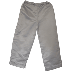 P06 Pantalon gris clair brillant